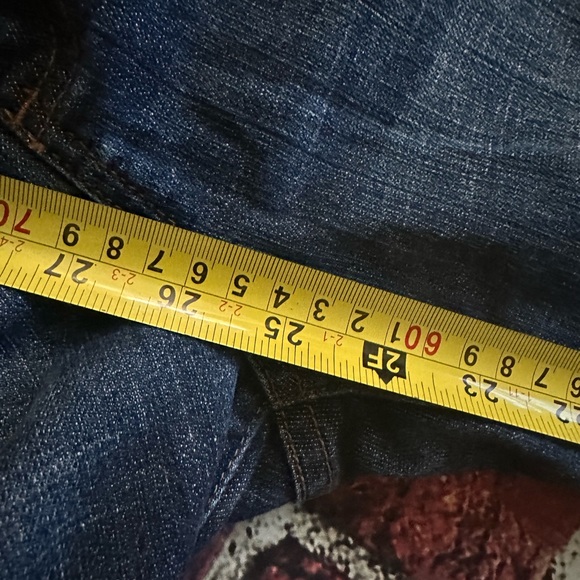 Kut from the Kloth jeans size 8
Inseam 25” (folded bottom hem) - Picture 8 of 8